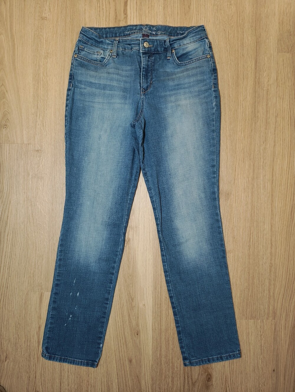 Gloria Vanderbilt Medium Blue Straight-Leg Jeans Size 8